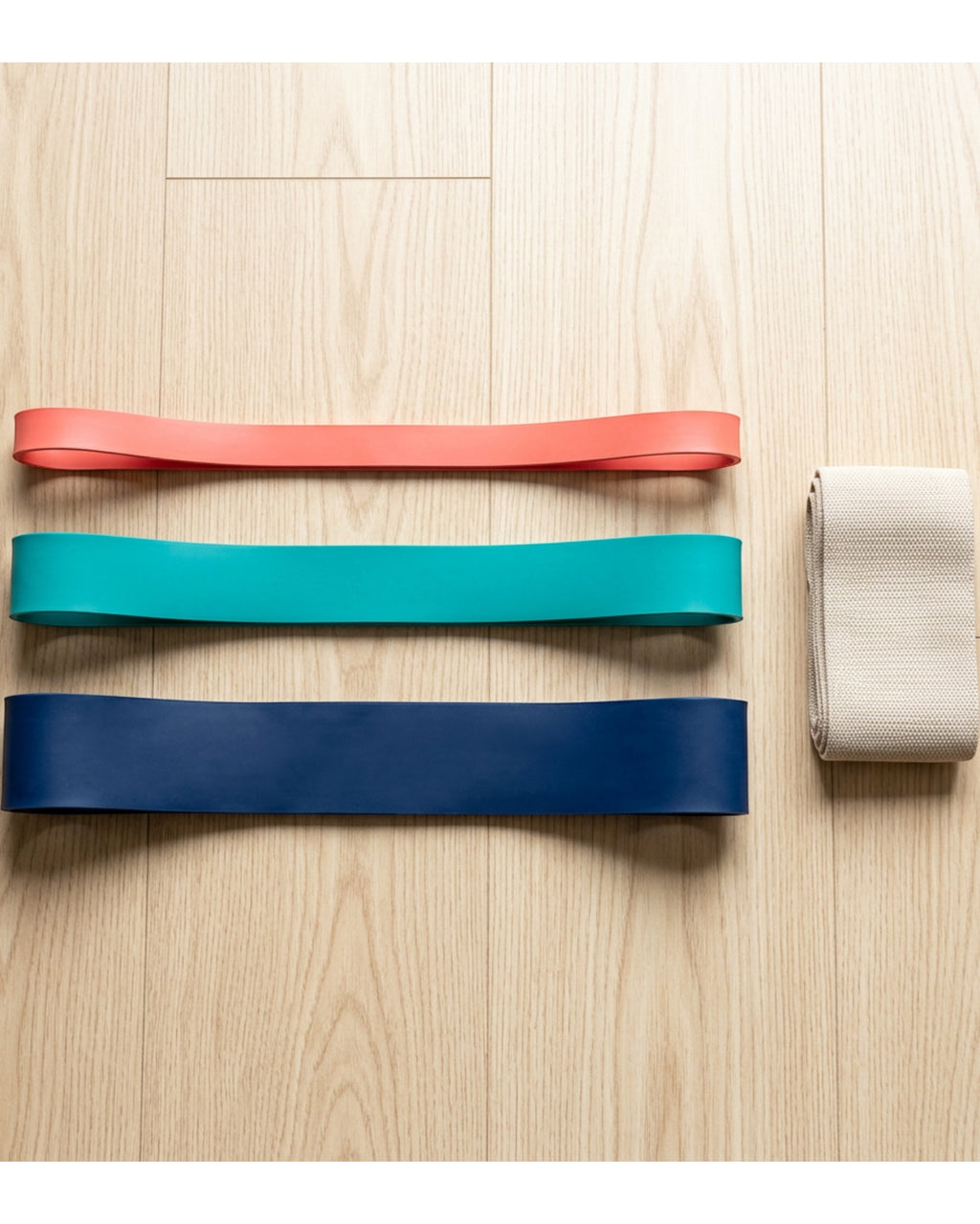 Qlvfb Arcspan Natural Latex Long Loop Resistance Bands Set of 3 - Lifestyle view